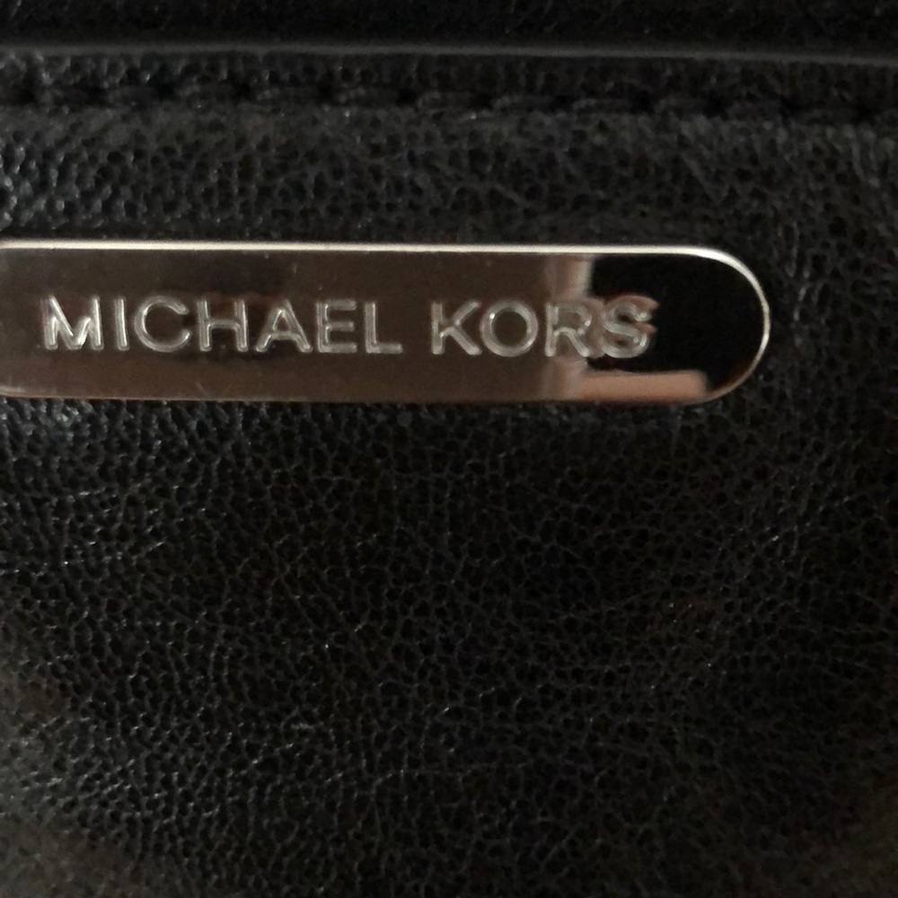 Michael Kors Handbag! Perfect Condition! - image 5